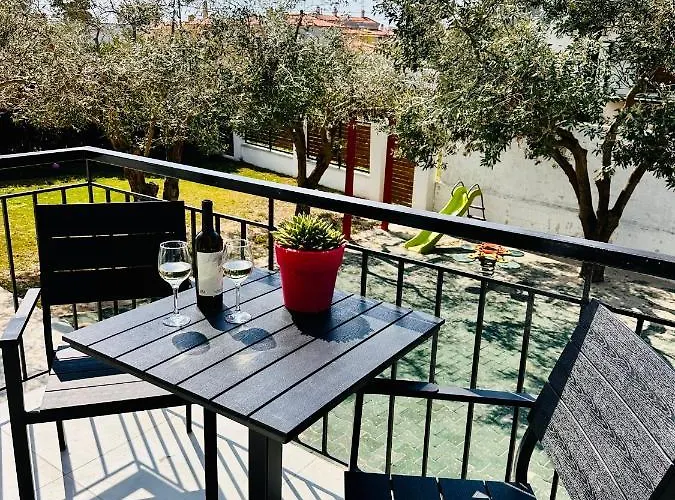 Bella House Апартаменты Никити
