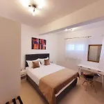Bella House *