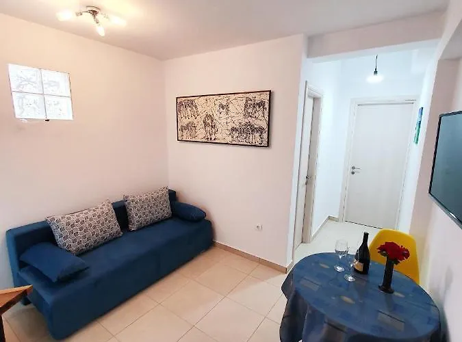 Bella House * Nikiti (Sithonia)