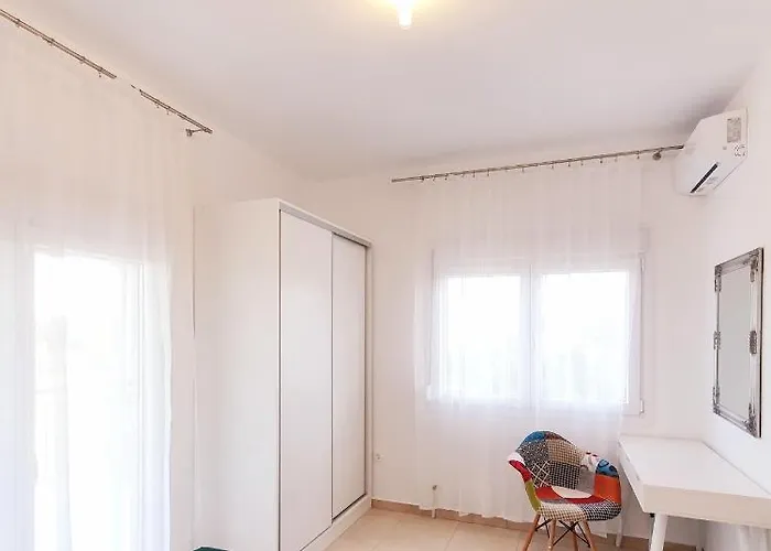 아파트 Bella House