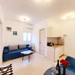 Bella House *