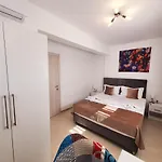 Bella House *