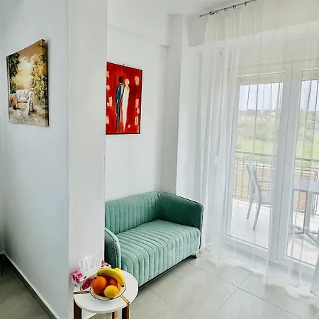 Bella House Νικήτη