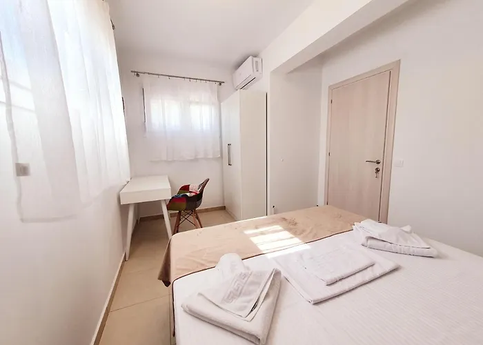 Bella House * Nikiti (Sithonia)
